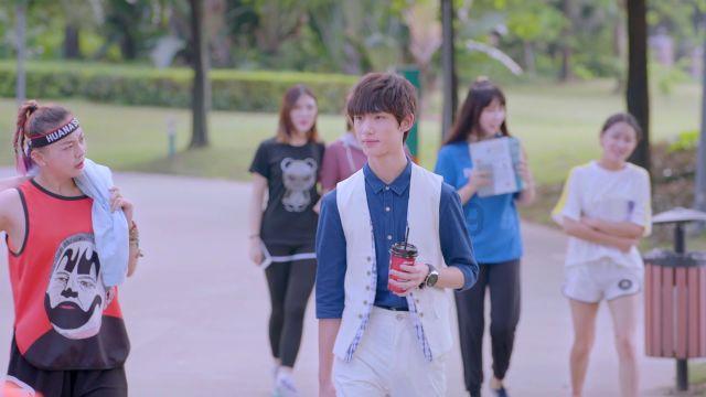 民国时就有电了，为什么后来还点了40年煤油灯？发生了什么