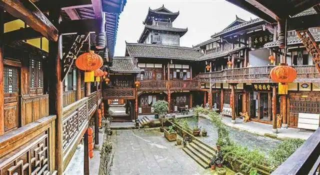 提醒办理年报线上审核?接到这样的“代办”电话要当心